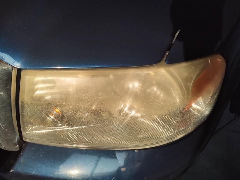 Cloudy, yellowed headlights before restoration